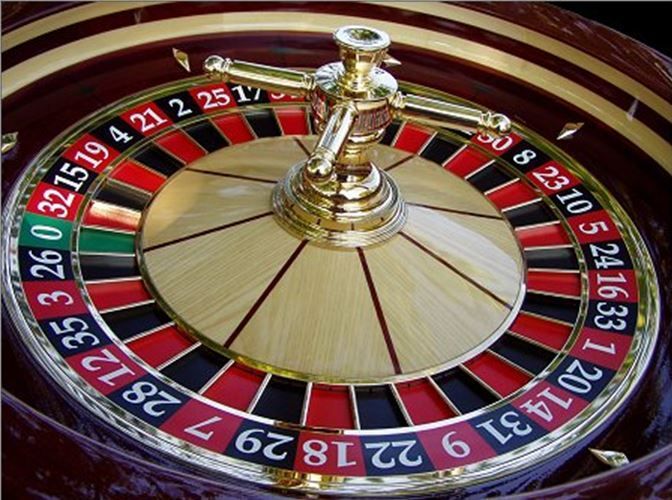 Wild Shark Slots کھلاڑیوں کے لیے لائیو کیسینو سیکشن